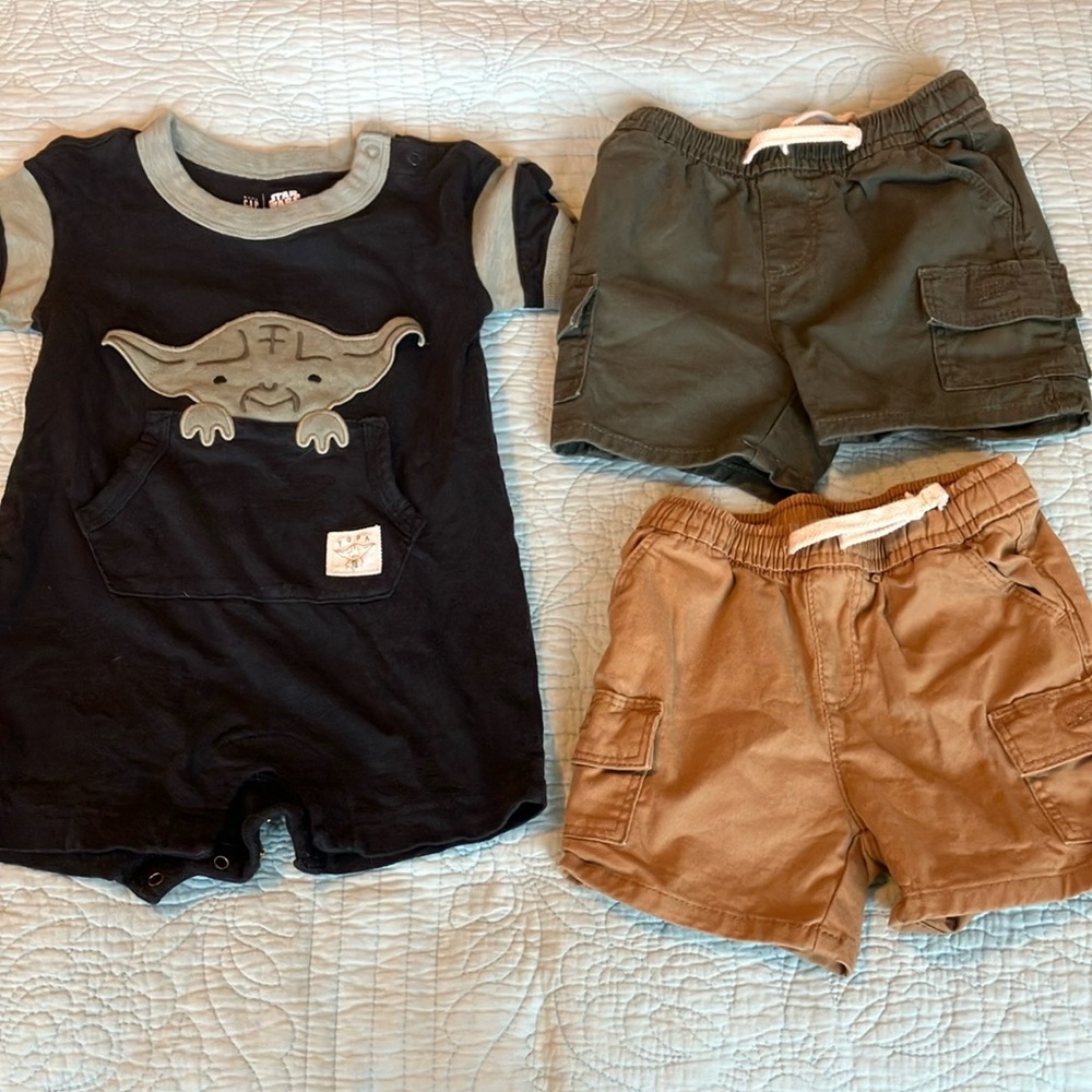 Baby Yoda Romper and Shorts Set 12-18 months